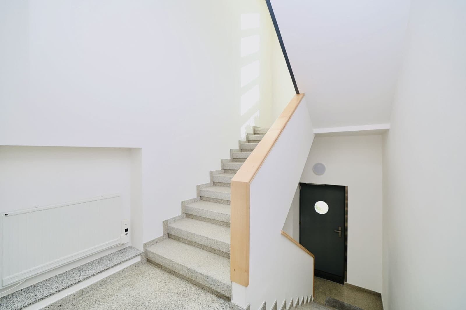 Pronájem bytu 2+kk 64 m², Praha 6 — fotografie 7