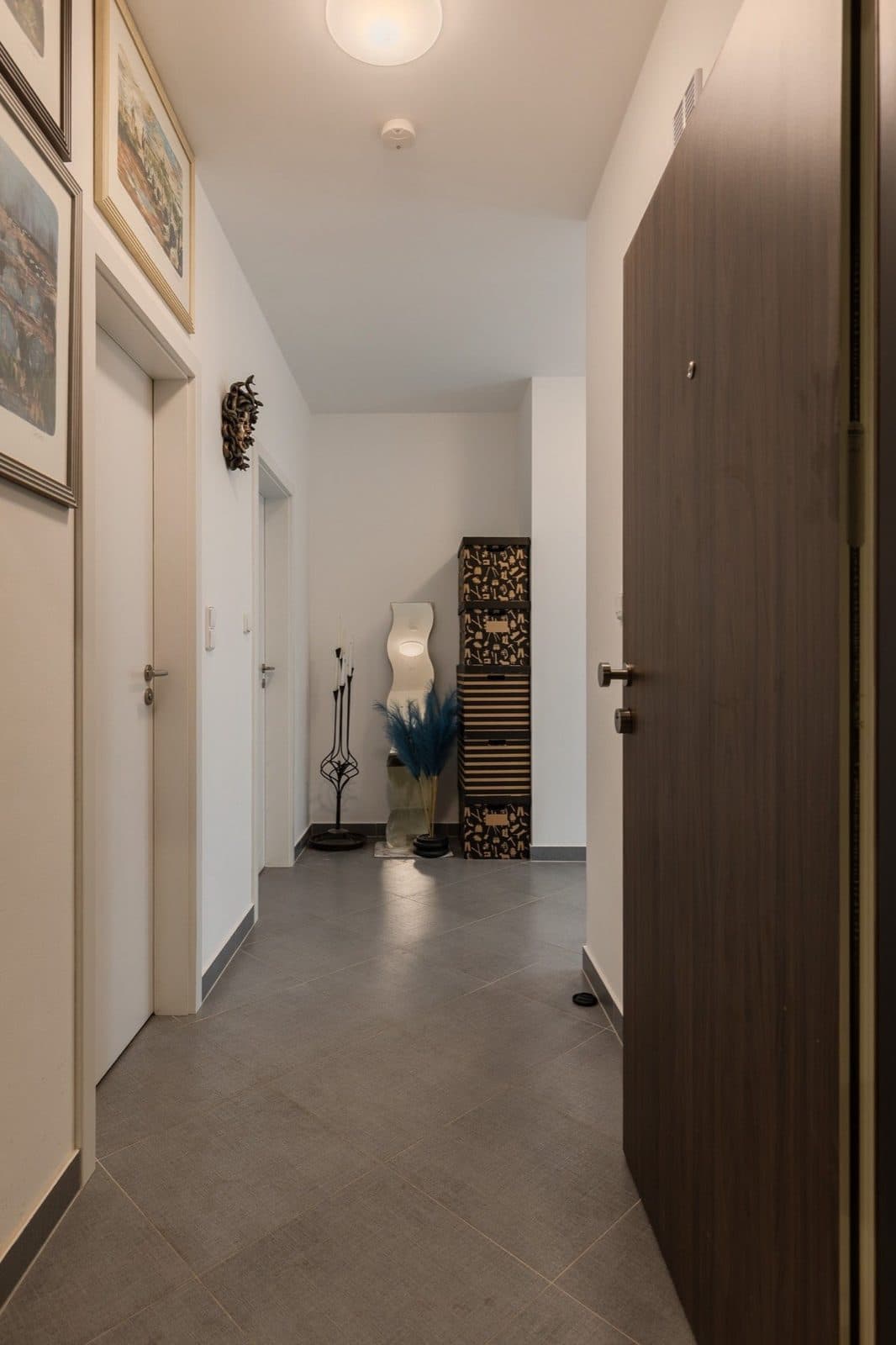 3+kk, velká terasa s nekonečným výhledem, Praha — fotografie 7
