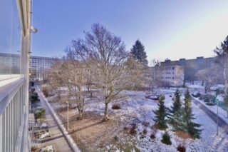 Investiční byt 1+kk u metra Střížkov po rekonstrukci, lodžie 9 m²